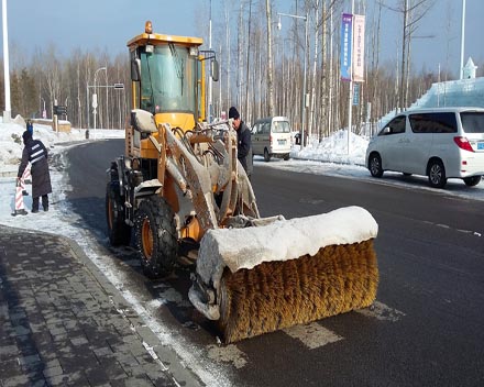 普洱新疆扫雪车